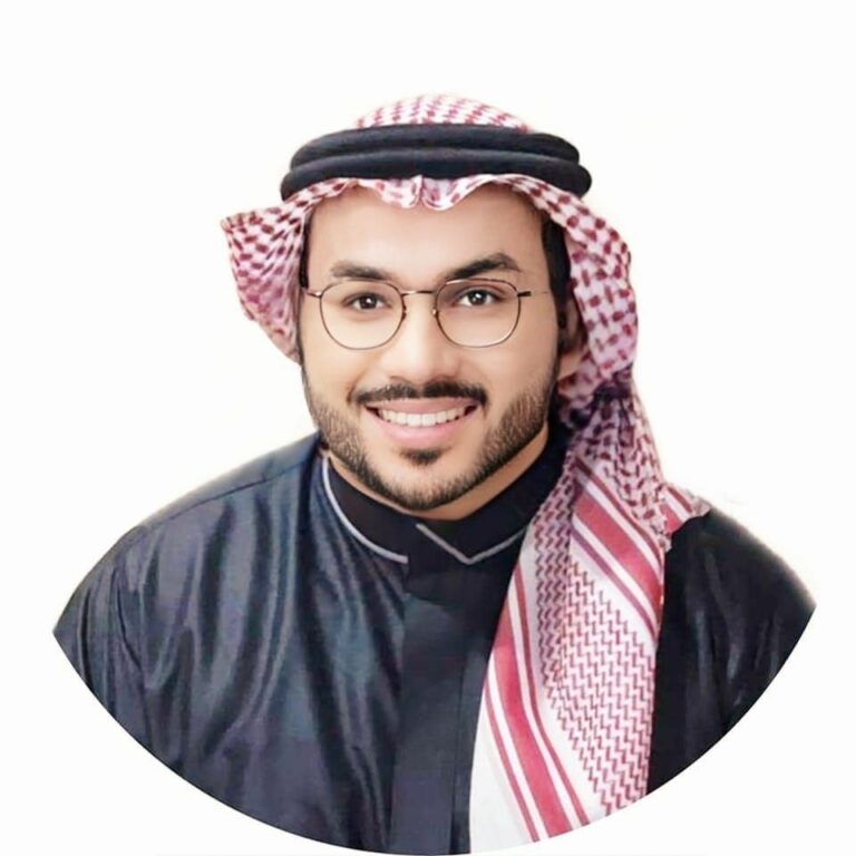 الصحفي السعودي طارق نواب: وسائل التواصل الاجتماعي بين تواصل المستخدمين وتحقيق الأرباح