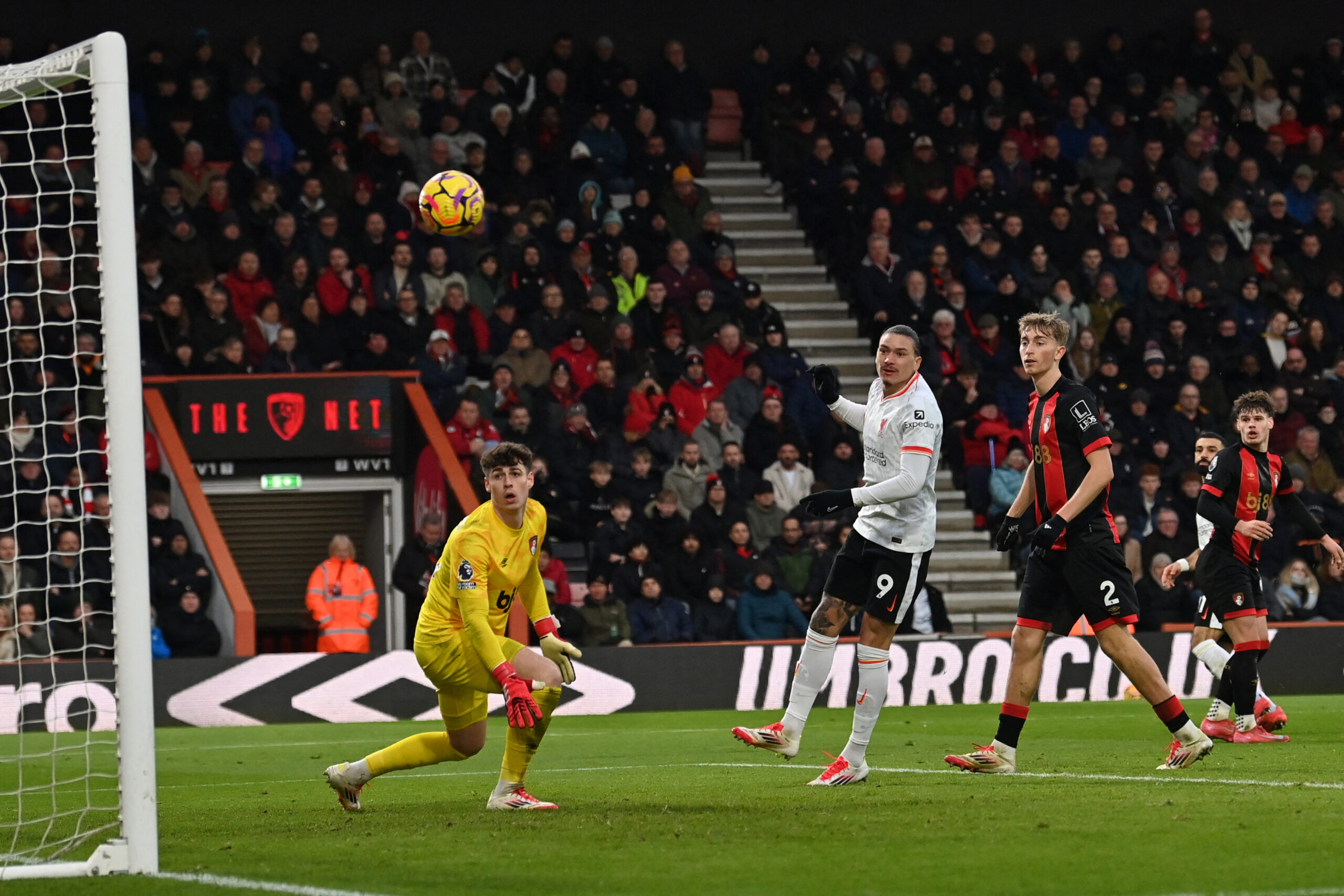 ليفربول-يفوز-على-بورنموث-في-الدوري-الإنجليزي