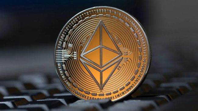 تتدفق-ethereum-على-التبادلات-المشتقة-إلى-أدنى-مستوياته-القياسية:-ماذا-يعني-ذلك-بالنسبة-لـ-eth