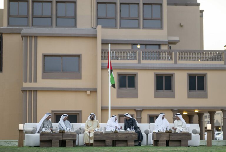 رئيس-الدولة-يتبادل-التهاني-بشهر-رمضان-مع-حكام-الإمارات-ويعلن-مزرعة-الشيخ-زايد-التاريخية-في-الخوانيج-موقعاً-وطنياً