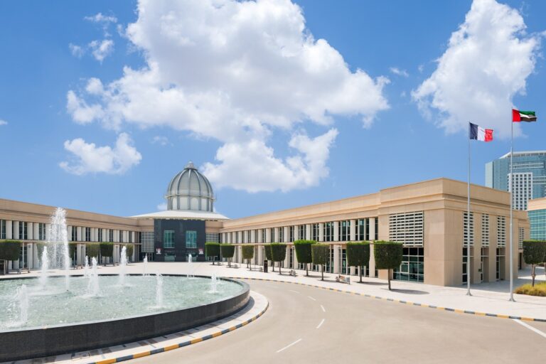 جامعة-السوربون-أبوظبي-تطلق-“برنامج-الذكاء-الاصطناعي-التوليدي”-الأول-من-نوعه