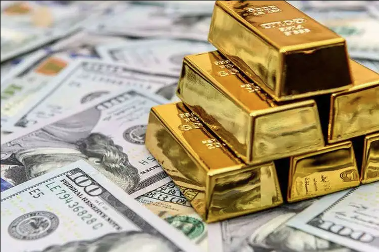 الذهب-يرتفع-مدعوما-بتراجع-الدولار