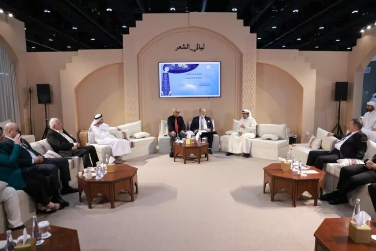 “ليالي-الشعر”-تكرّم-سلطان-العويس-وتحتفي-بإبداع-أصحاب-الهمم-في-“معرض-الكتاب”