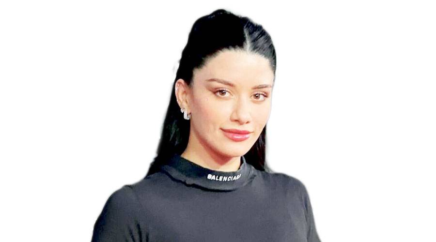 سينتيا-خليفة:-أشارك-في-«الفيل-الأزرق-3»