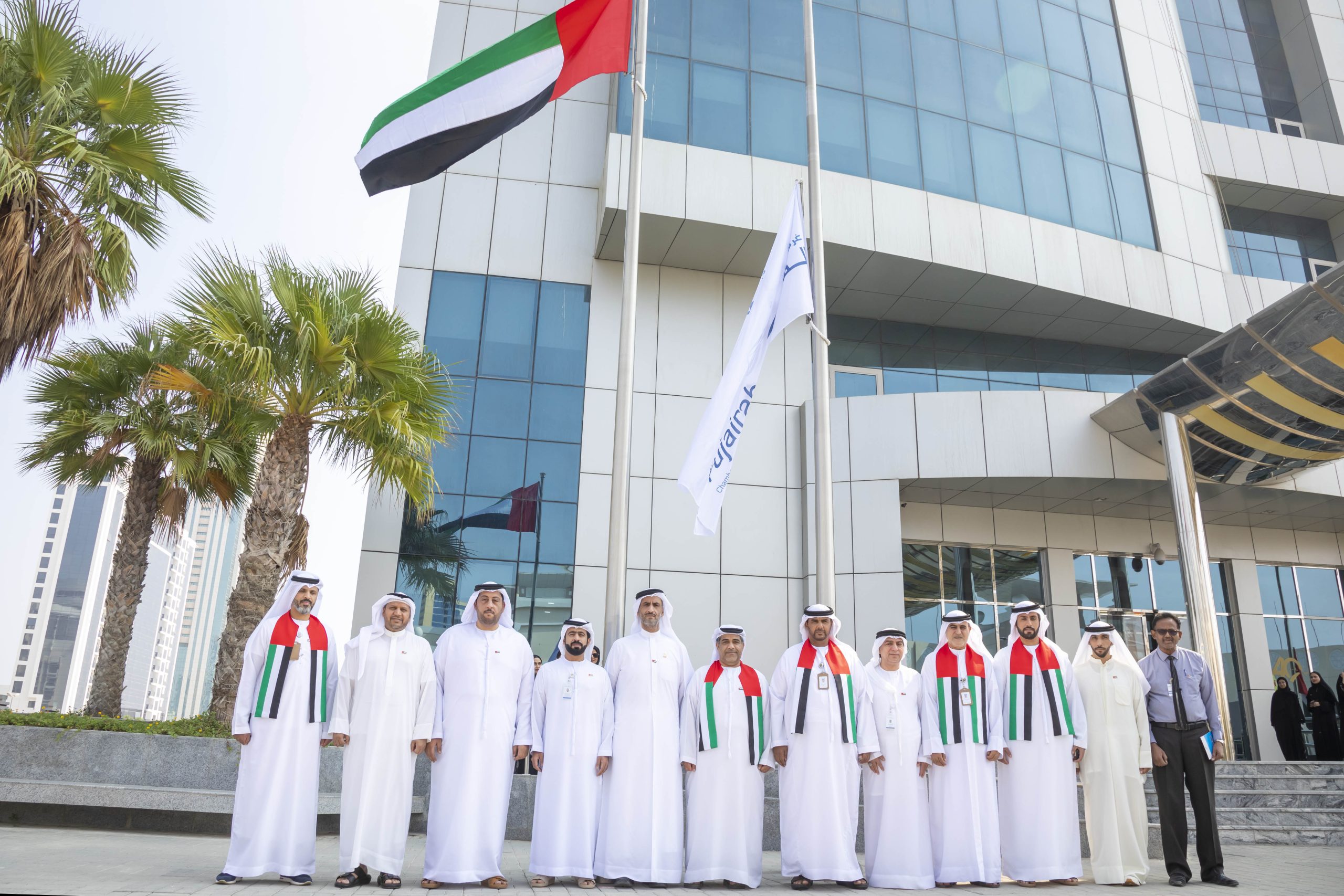 “غرفة-الفجيرة”-تحتفي-بيوم-العلم