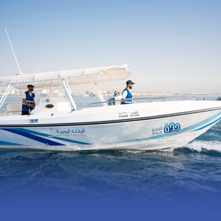 15-قاربًا-جديدًا-تبحر-لحماية-سواحل-جدة