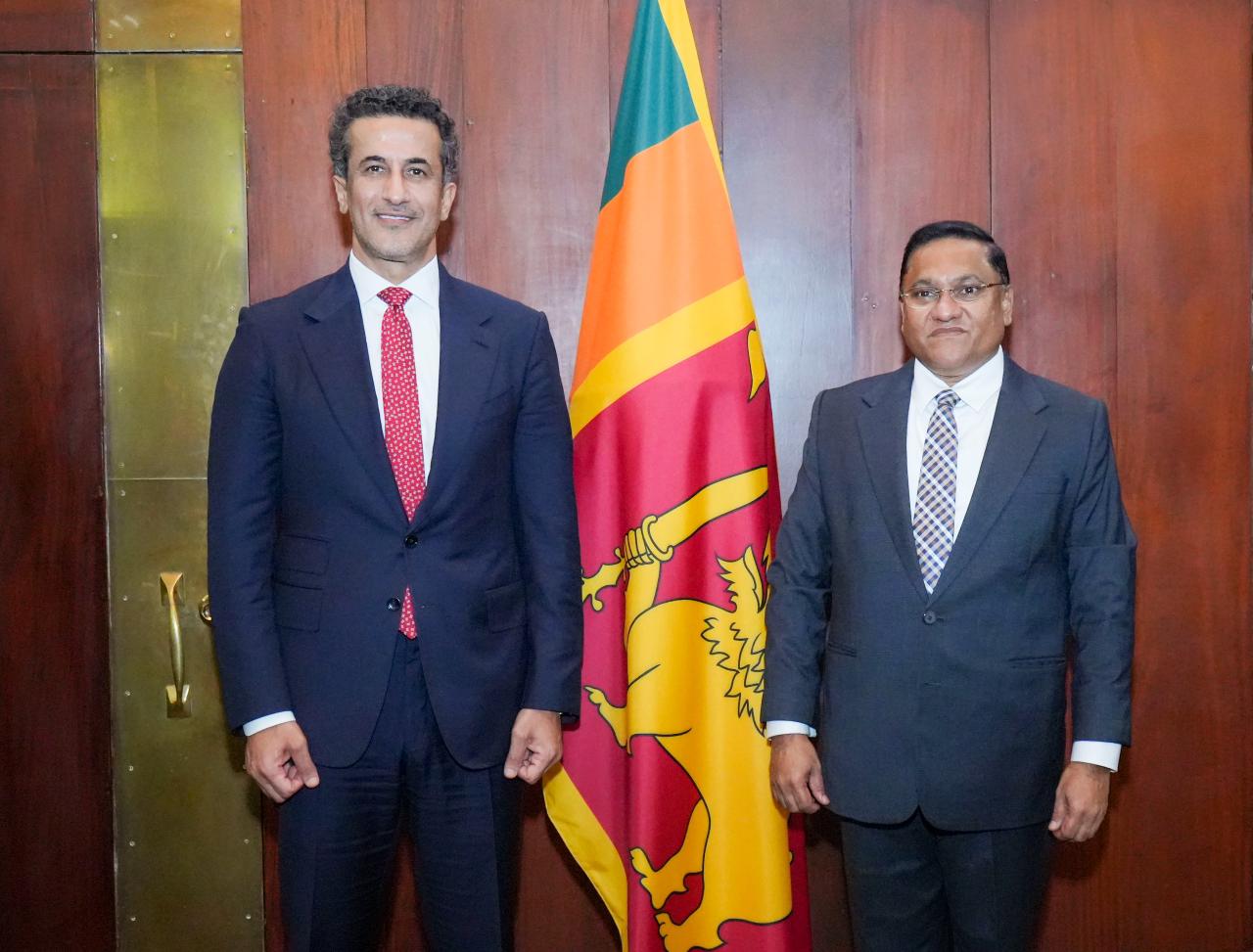 سعيد-الهاجري-يعقد-اجتماعات-ثنائية-في-كولومبو-على-هامش-الدورة-الثانية-من-اللجنة-الإماراتية-السريلانكية-المشتركة