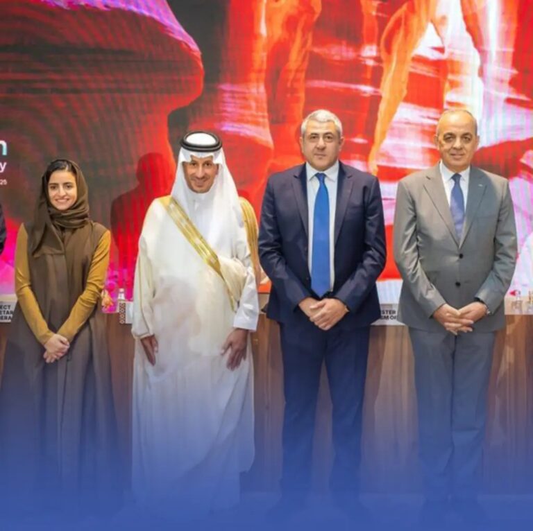 “الخطيب”:-المملكة-ترسم-مستقبل-السياحة-العالمية