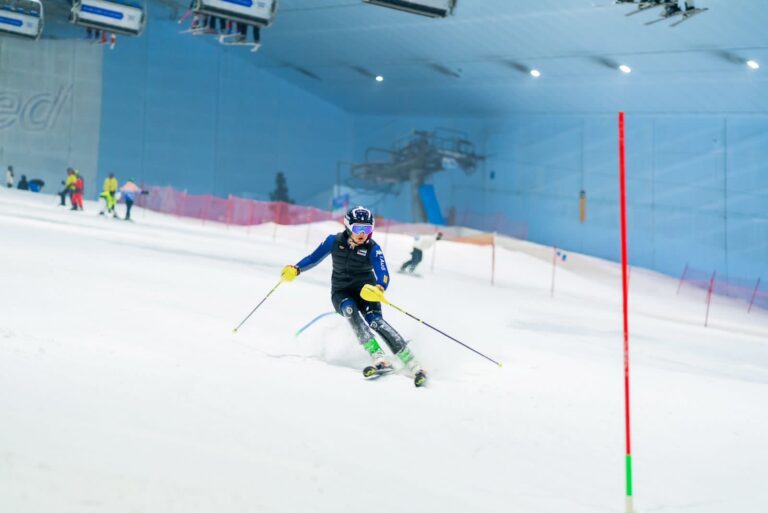 منتخب-الإمارات-للتزلج-المتعرج-يتأهل-لدورة-الألعاب-الأولمبية-الشتوية-“كورتينا-2026”