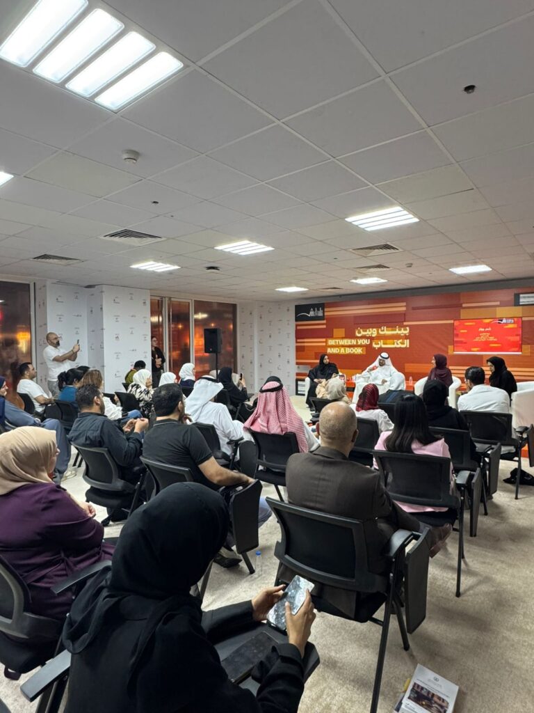 اتحاد-كتّاب-وأدباء-الإمارات-يبرز-حضوره-الثقافي-في-“الشارقة-للكتاب”