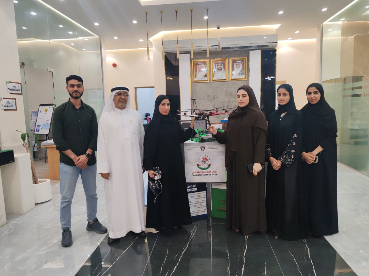 بالذكاء-الاصطناعي-و”الدرونز”.-طالبات-“الفجيرة-العلمي”-يبتكرن-نظاما-إماراتيا-لاكتشاف-تلوث-الهواء