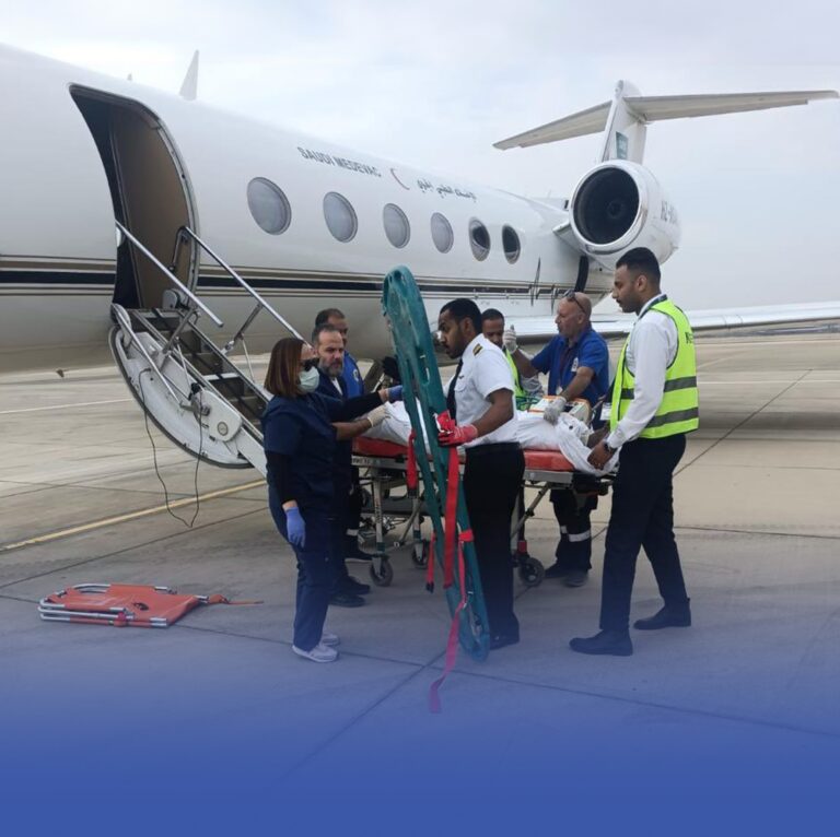 إخلاء-طبي-لمواطنيْنِ-من-مصر-إلى-المملكة