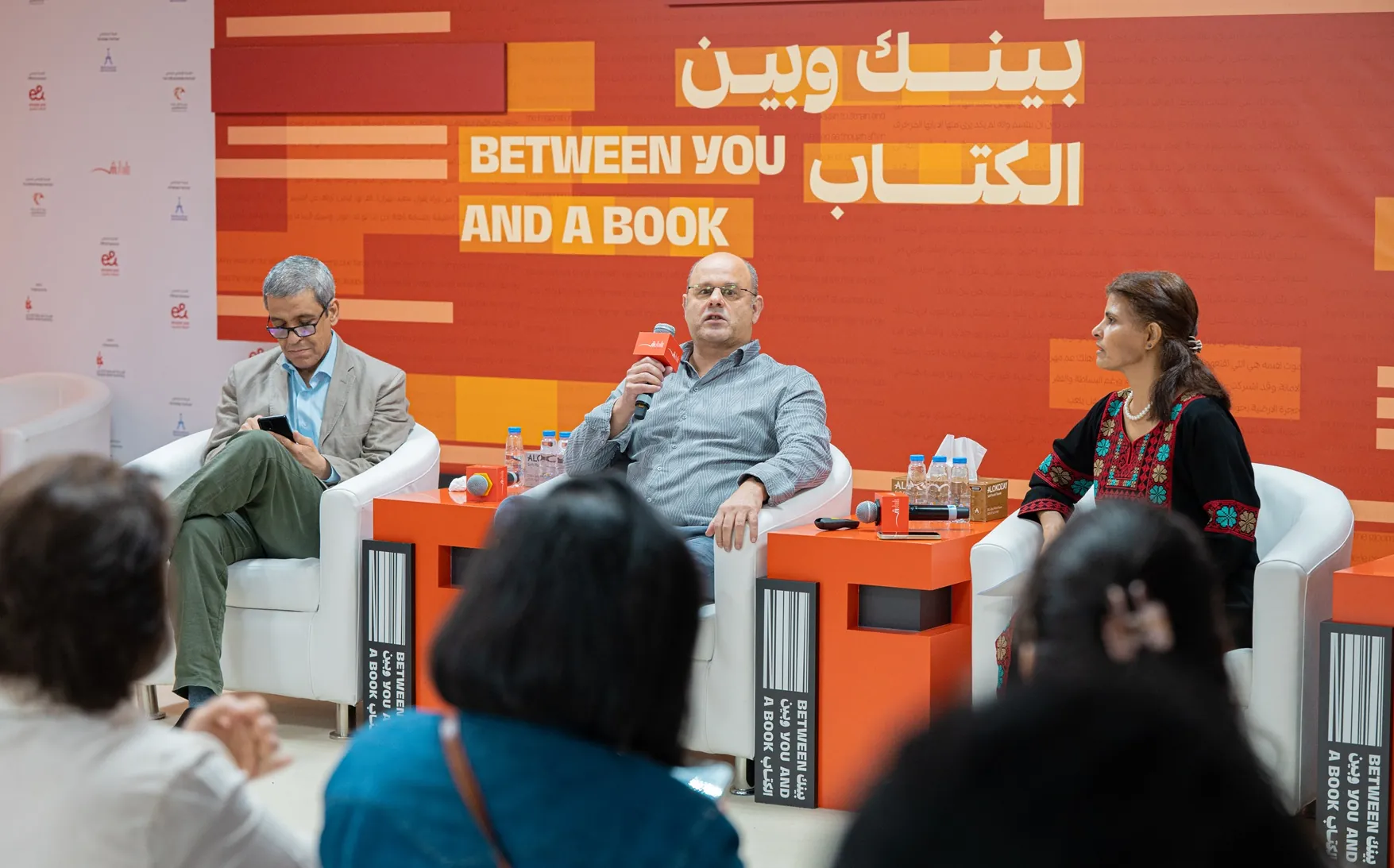 جلسات-تناقش-الترجمة-وأدب-الرحلات-والحضارات-القديمة-في-“الشارقة-للكتاب”