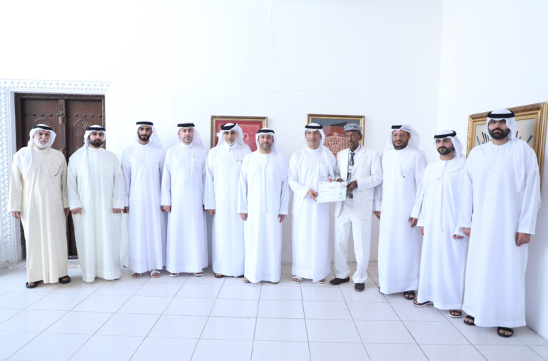 ”-ثقافة-الشارقة”-تدشن-معرض-“الخبرة-الجمالية-في-فنّ-الخطّ-العربي”