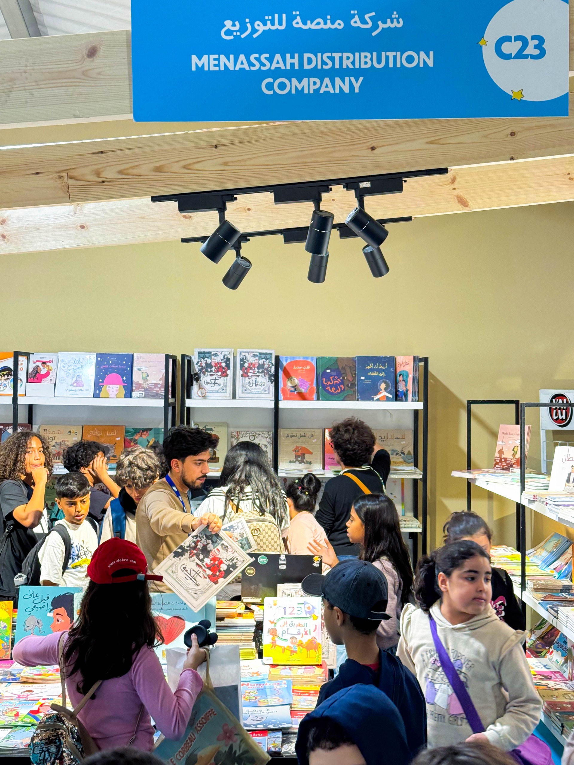 “منصة-للتوزيع”-تواصل-رحلتها-لنشر-المعرفة-ودعم-الناشر-الإماراتي-في-المغرب-والكويت