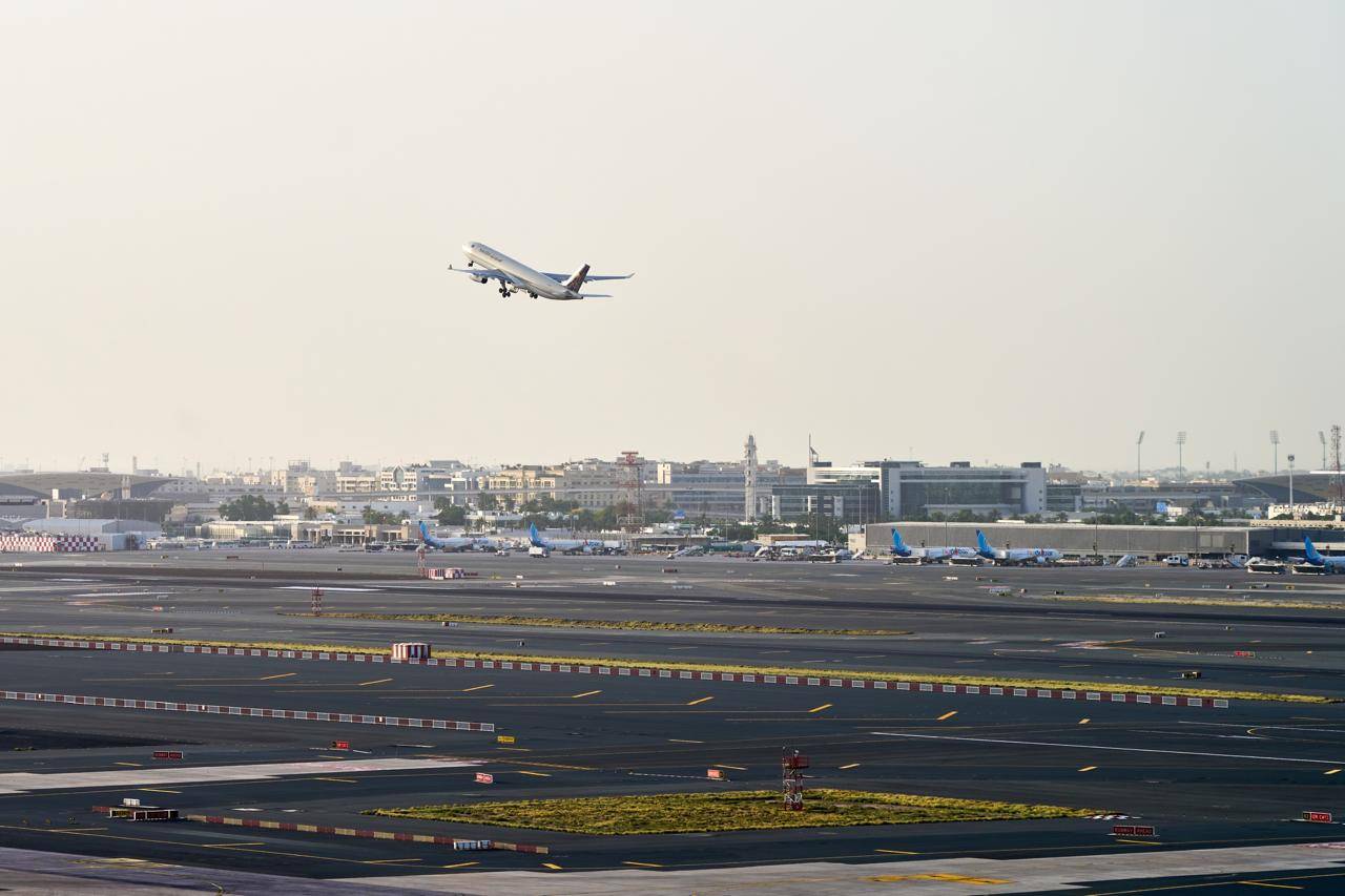 مطار-دبي.-95-مليون-مسافر-2025-ويبلغ-طاقته-القصوى-في-العام-2031