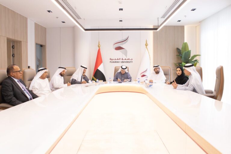 مجلس-إدارة-صندوق-وقف-جامعة-الفجيرة-يعقد-اجتماعه-الأول
