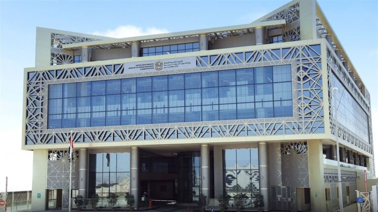 1-و2-ديسمبر-المقبل-عطلة-القطاع-الخاص-بمناسبة-عيد-الاتحاد-الـ-54