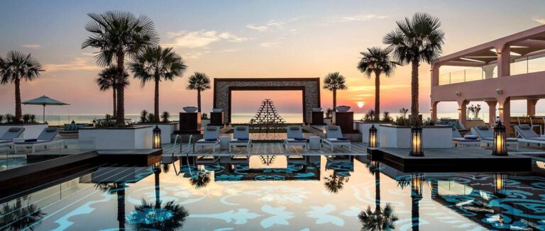 الفجيرة-تتصدر-وجهات-السياحة-الرائجة-لموسم-الشتاء