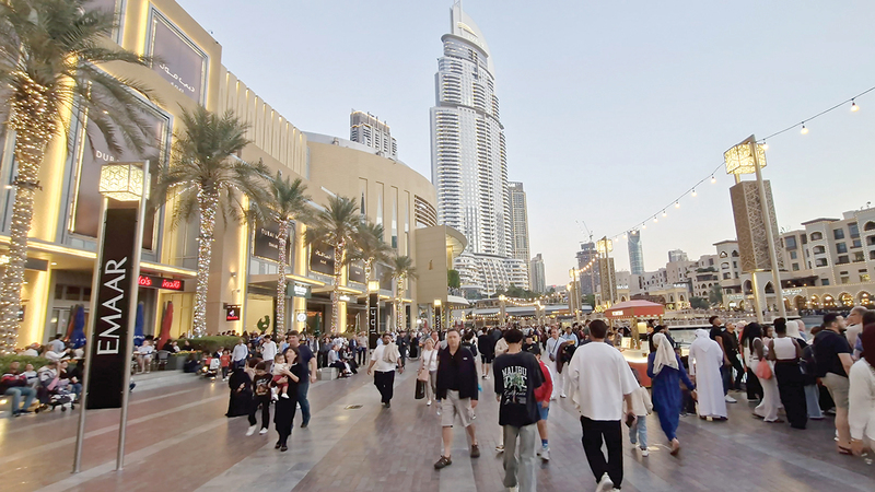 رقم-قياسي-دبي-تستقبل-15.7-مليون-سائح-دولي-في-10-أشهر