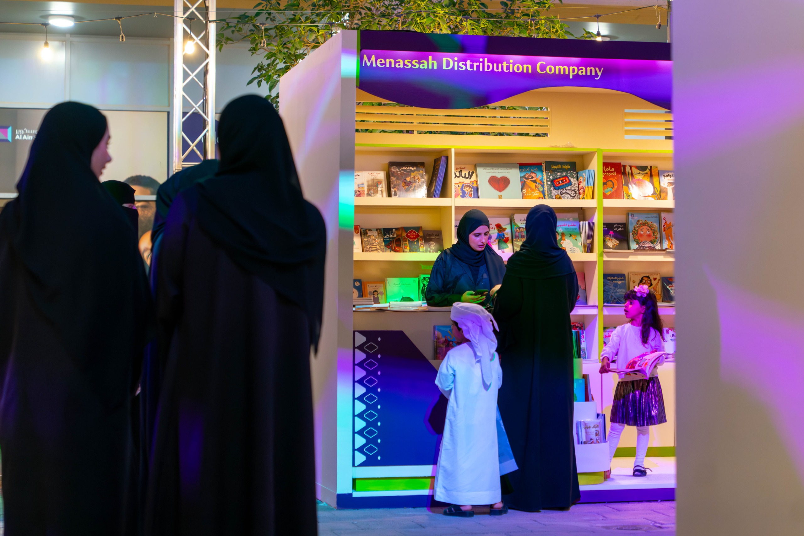 “منصة-للتوزيع”-تعزز-حضور-الناشرين-الإماراتيين-بمهرجان-العين-للكتاب