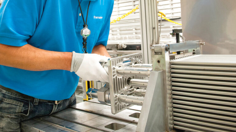 تصنيع-أولى-حزم-الوقود-النووي-لـ-«براكة»