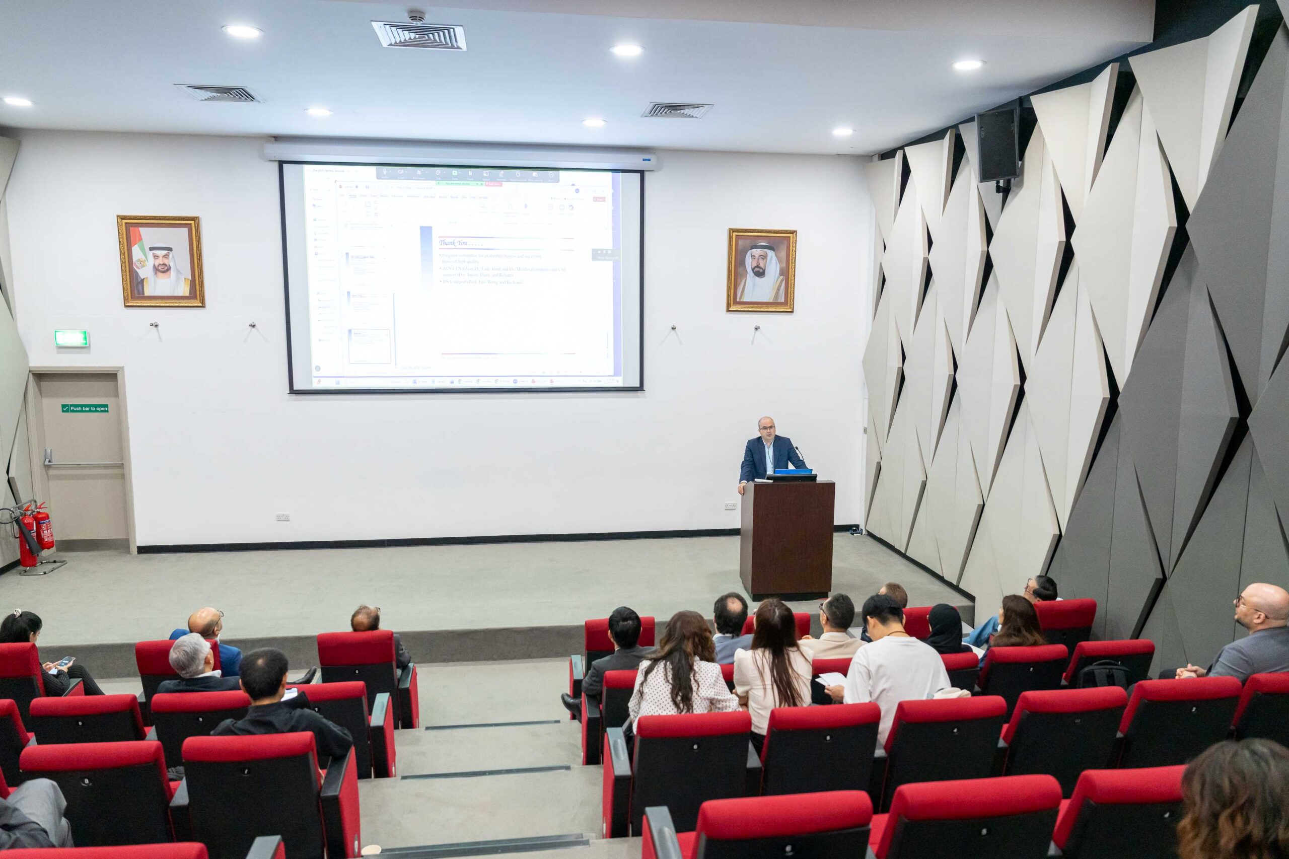 “أميركية-الشارقة”-تستعرض-أبحاث-الذكاء-الاصطناعي-بمؤتمر-دولي