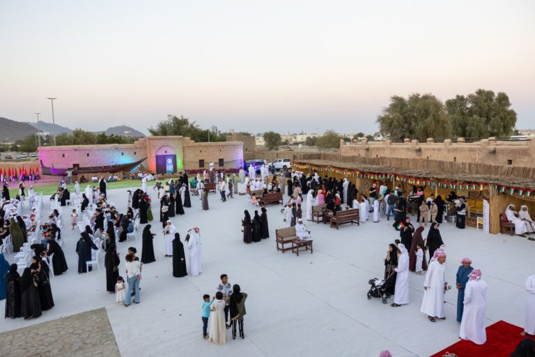 فعاليات-وطنية-تُضيء-الفجيرة-في-عيد-الاتحاد-الـ54-وتبرز-عراقة-التراث-وروح-الانتماء