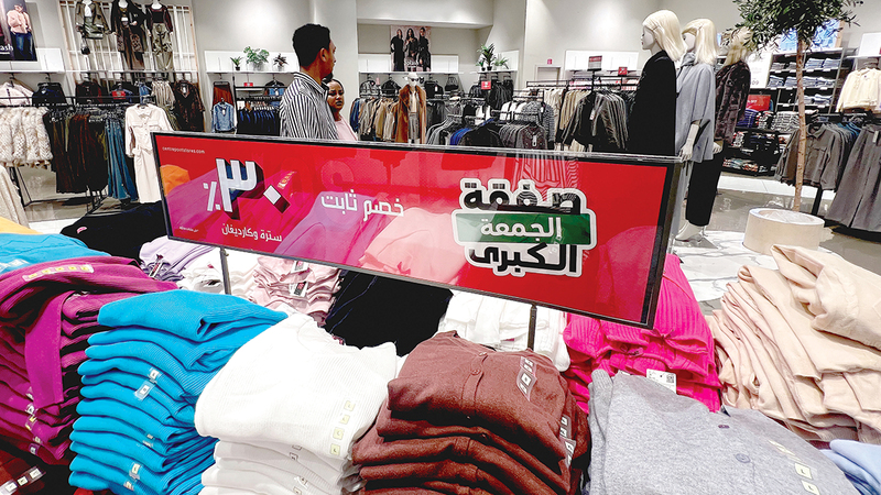 إقبال-كبير-على-مراكز-التسوق-في-دبي-وأبوظبي