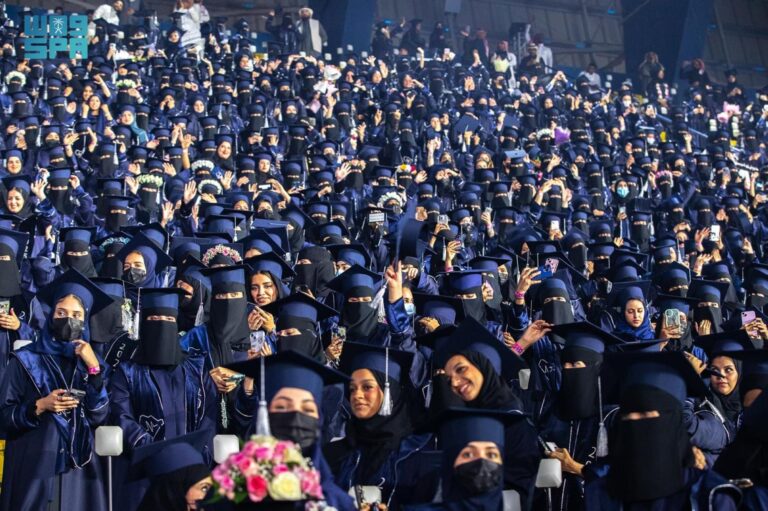 تحت-رعاية-الملك.-“التخصصات-الصحية”-تحتفي-بـ12-ألف-خريج