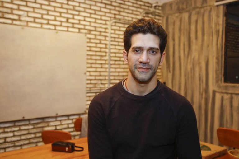 أحمد-مجدي:-«بنات-الباشا»-ثري-فنياً