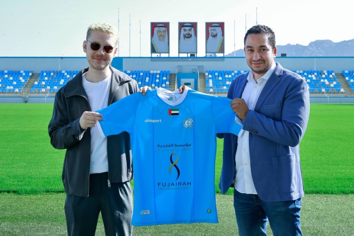 دبا-الفجيرة-يلبي-طلب-مشجع-أسترالي-لزيارة-النادي