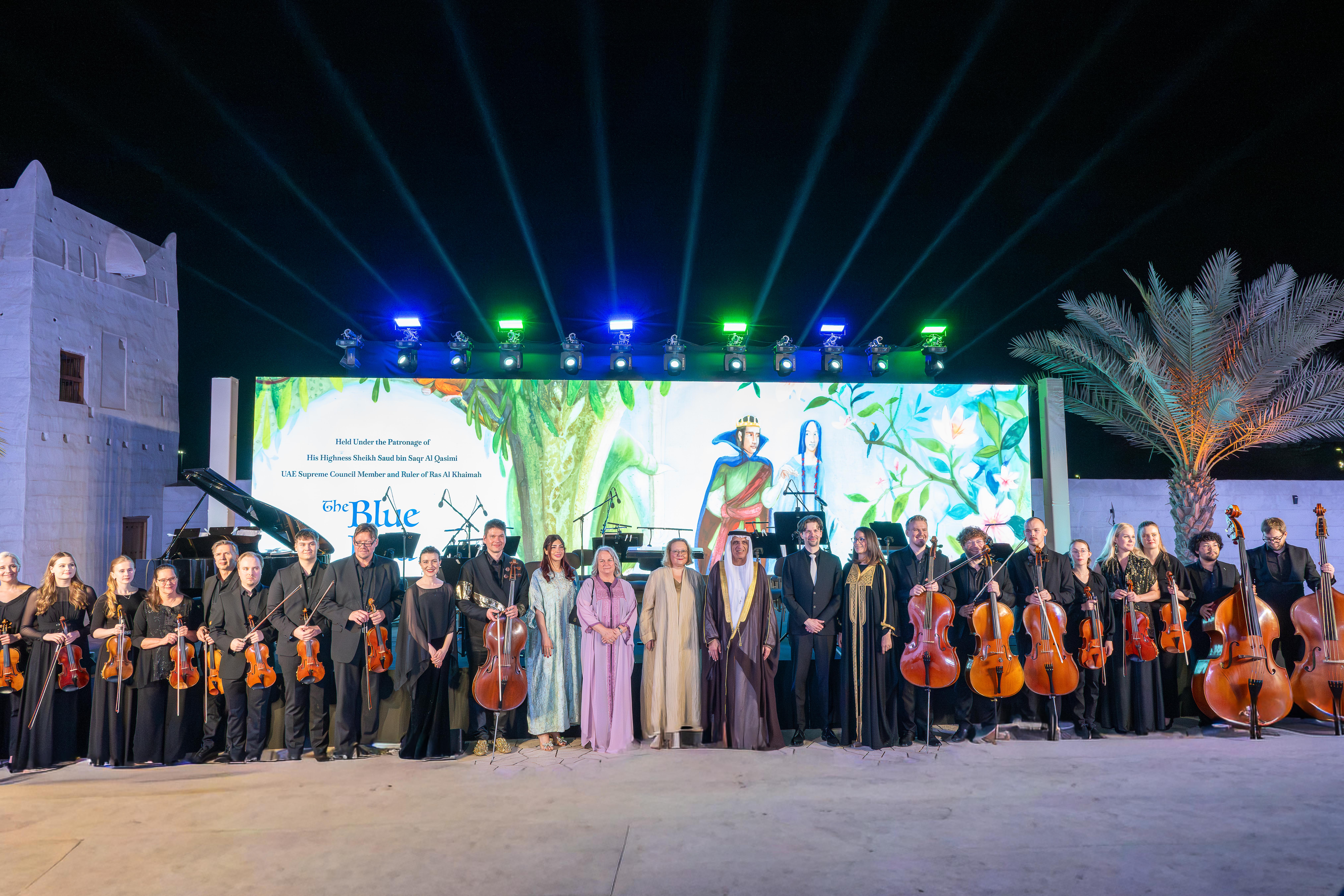 سعود-بن-صقر-يشهد-العرض-الدولي-الأول-للأمسية-الموسيقية-الفنلندية-“الطائر-الأزرق”