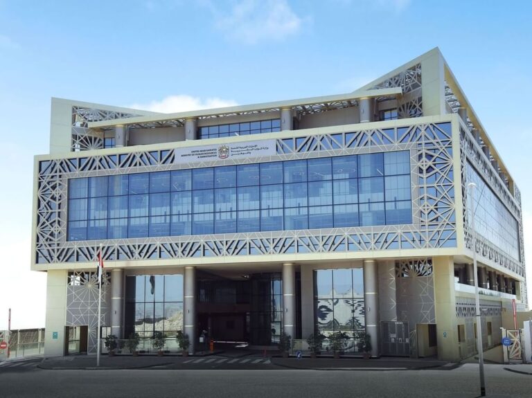 وزارة-الموارد-البشرية-والتوطين-تدمج-الذكاء-الاصطناعي-في-مركز-الاتصال-التابع-لها