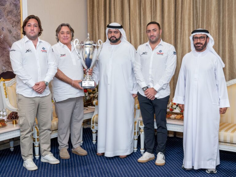 محمد-الشرقي-يستقبل-فريق-الفجيرة-للزوارق-السريعة-لفوزه-ببطولة-العالم-لسباقات-الإكس-كات-2024