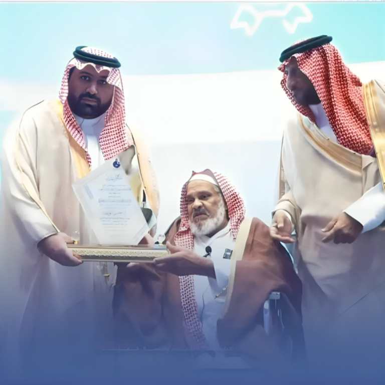 أمير-جازان-يخلّد-اسم-الشاعر-حسن-أبو-علّة-على-مسرح