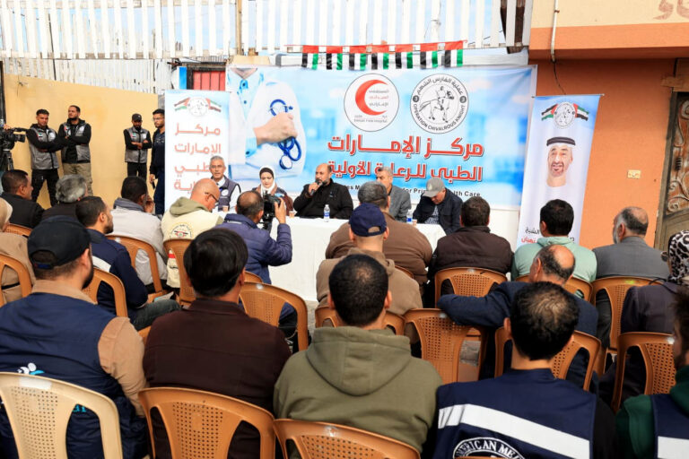 عملية-الفارس-الشهم-(3)-تفتتح-مركز-الإمارات-الطبي-لخدمة-المرضى-بمواصي-خانيونس