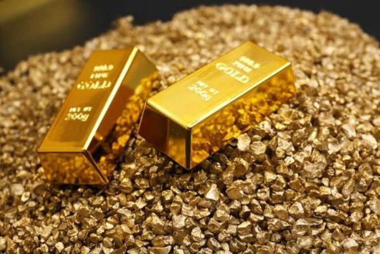 الذهب-يتخطى-حاجز-4800-دولارا-للمرة-الأولى