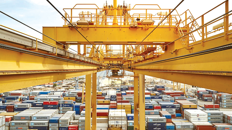 %5.8-ارتفاعاً-في-مناولة-الحاويات-بـ-«موانئ-دبي-العالمية»-خلال-2025