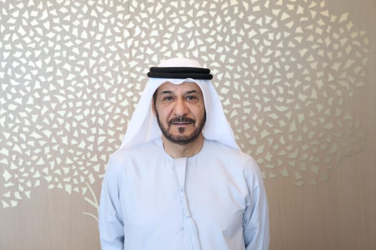 «طيران-الإمارات»-لـ-«الخليج»:-500-مليون-درهم-لتطوير-الصالات-في-دبي-(فيديو)