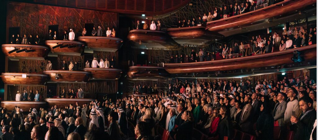 الأوركسترا-الوطنية-للإمارات-تختتم-سلسة-حفلات-”-البداية-“