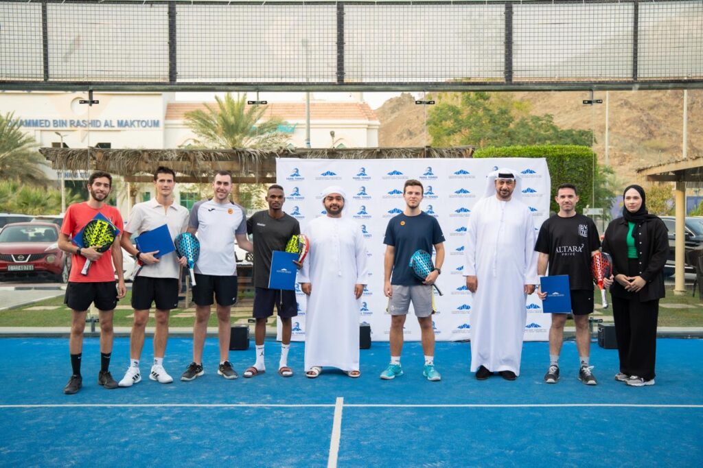 أحمد-الشرقي-يتوج-الفائزين-بألقاب-«الفجيرة-للإبداع»-للبادل