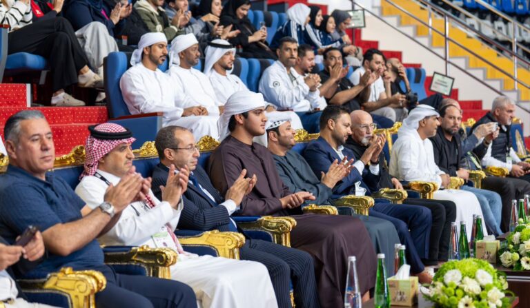 نجل-سمو-ولي-عهد-الفجيرة-يشهد-منافسات-اليوم-الثاني-ويتوج-أبطال-كأس-العرب-للتايكواندو-بالفجيرة
