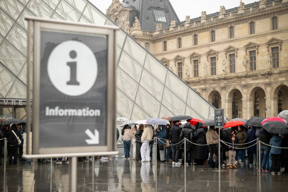 تباطؤ-عدد-السائحين-الأمريكيين-في-أوروبا-وزيادة-الصينيين-والهنود