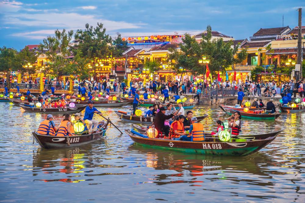 وجهات-تفرض-قيوداً-للحد-من-«السياحة-المفرطة»