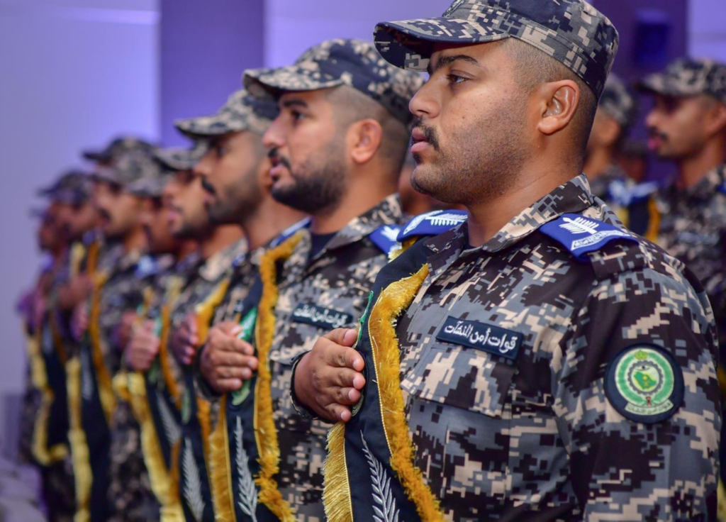 ترقية-1008-أفراد-من-منسوبي-قوات-أمن-المنشآت