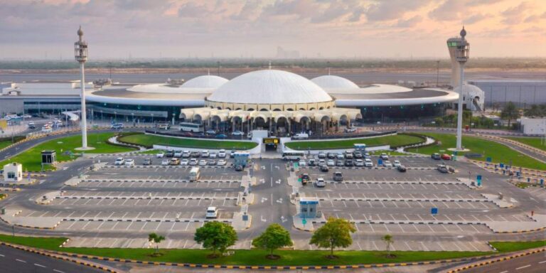 مطار-الشارقة-يشارك-في-معرض-الهند-للشحن-الجوي-2026