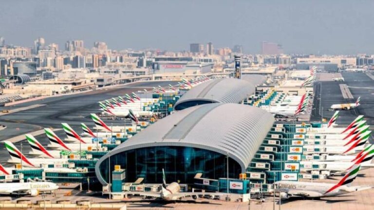 مطارات-دبي:-عدم-التوجه-إلى-المطار-دون-إشعار-الناقلات