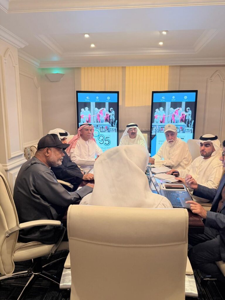 14-عرضاً-في-الدورة-الـ35-من-أيام-الشارقة-المسرحية