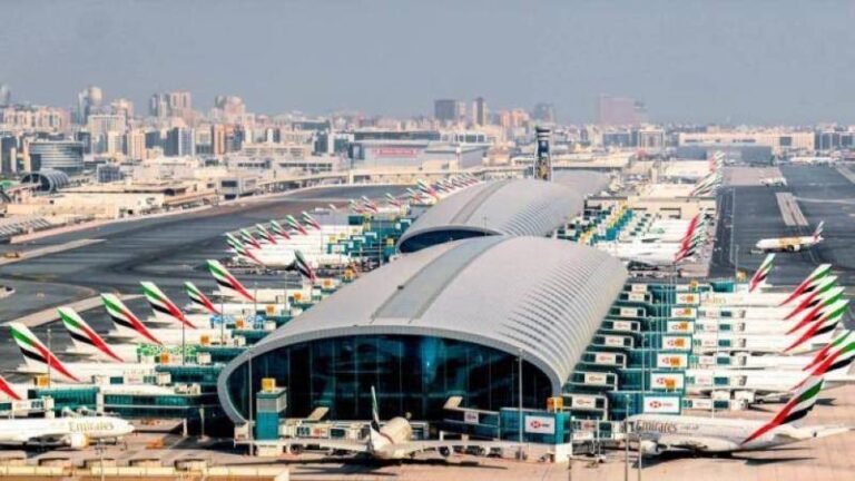 مطارات-دبي:-معظم-الرحلات-لا-تزال-معلقة-والدخول-مشروط-بتأكيد-الناقلة